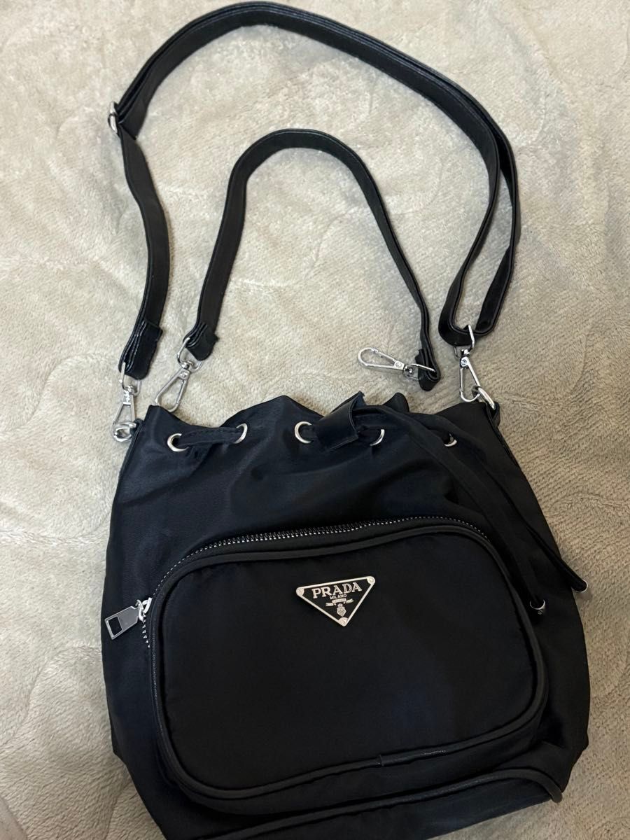 プラダ　ノベルティ　バッグ　ポーチ付き　 PRADA 黒 ナイロン