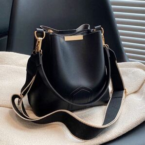 【残り1点】海外ブランド ワンホン 高見え セレブ ショルダーバッグ 2way ハンドバッグ 黒 ブラック レザーバッグ