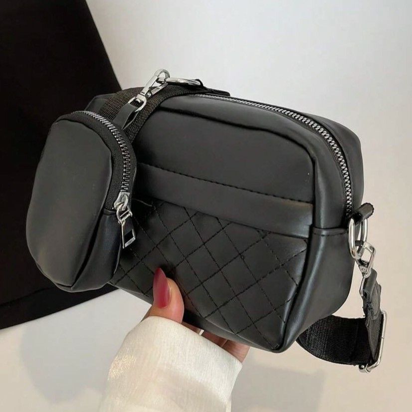 ミニキルティッド クロスボディバッグ コインパースセット レザー スティッチ ブラック ショルダーバッグ152404