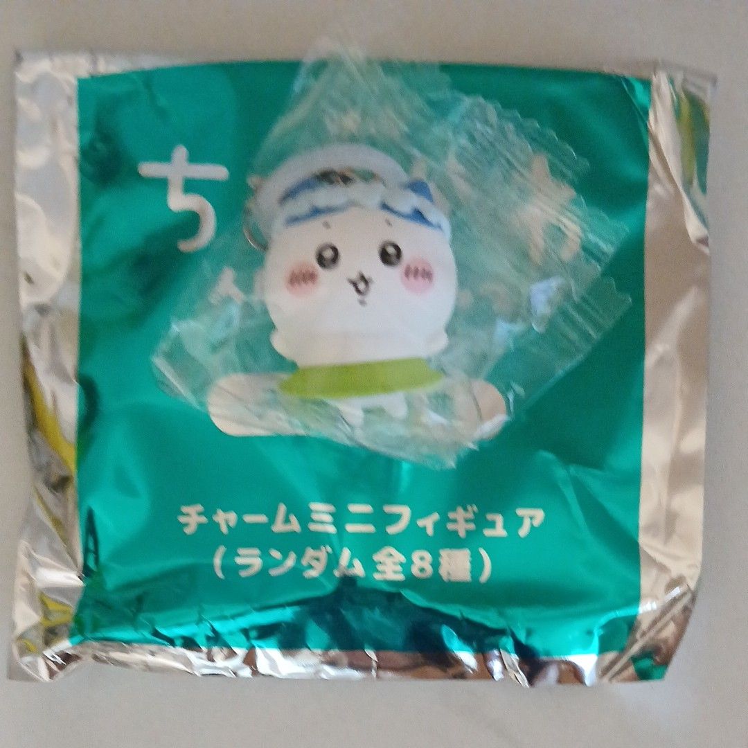 映画 ちいかわ 人魚の島のひみつ 入場者特典 チャームミニフィギュア ハチワレ