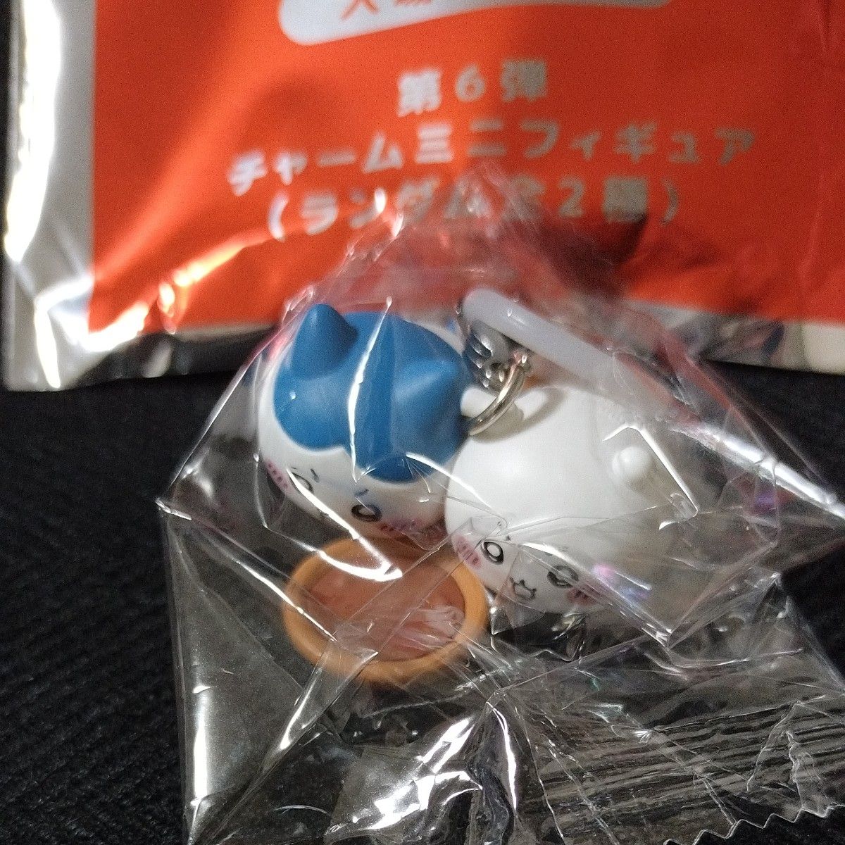 ちいかわ 映画 人魚の島のひみつ 入場者特典　第6弾 チャームミニフィギュア ちいかわ&ハチワレ