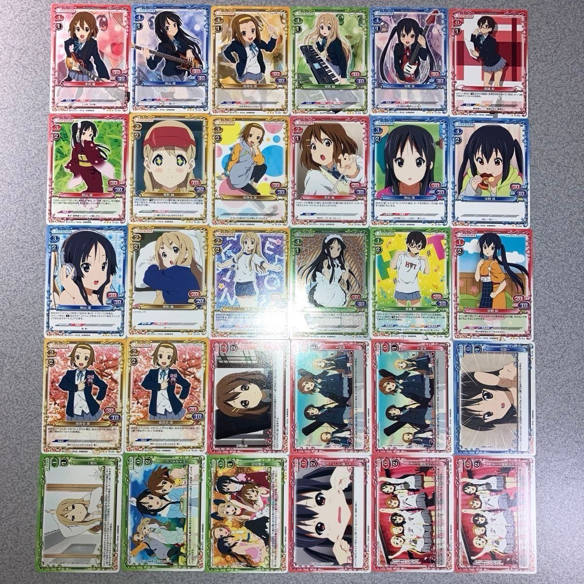 プレシャスメモリーズ けいおん!〜けいおん!!part2 トレーディングカード まとめ売り 30枚セット二手;物流保障;没有明显的损伤或污渍