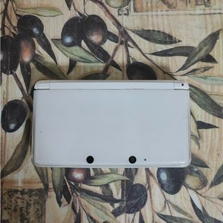 ニンテンドー3DS アイスホワイト本体