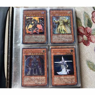 【遊戯王】　まとめ売り　カード74枚　バインダー　セット