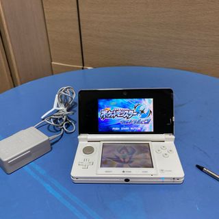 ニンテンドー3DS白