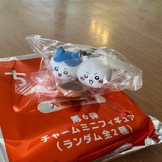 ちいかわ 映画 人魚の島のひみつ 入場者特典第6弾 チャームミニフィギュア めじるしチャーム ちいかわ　ハチワレ