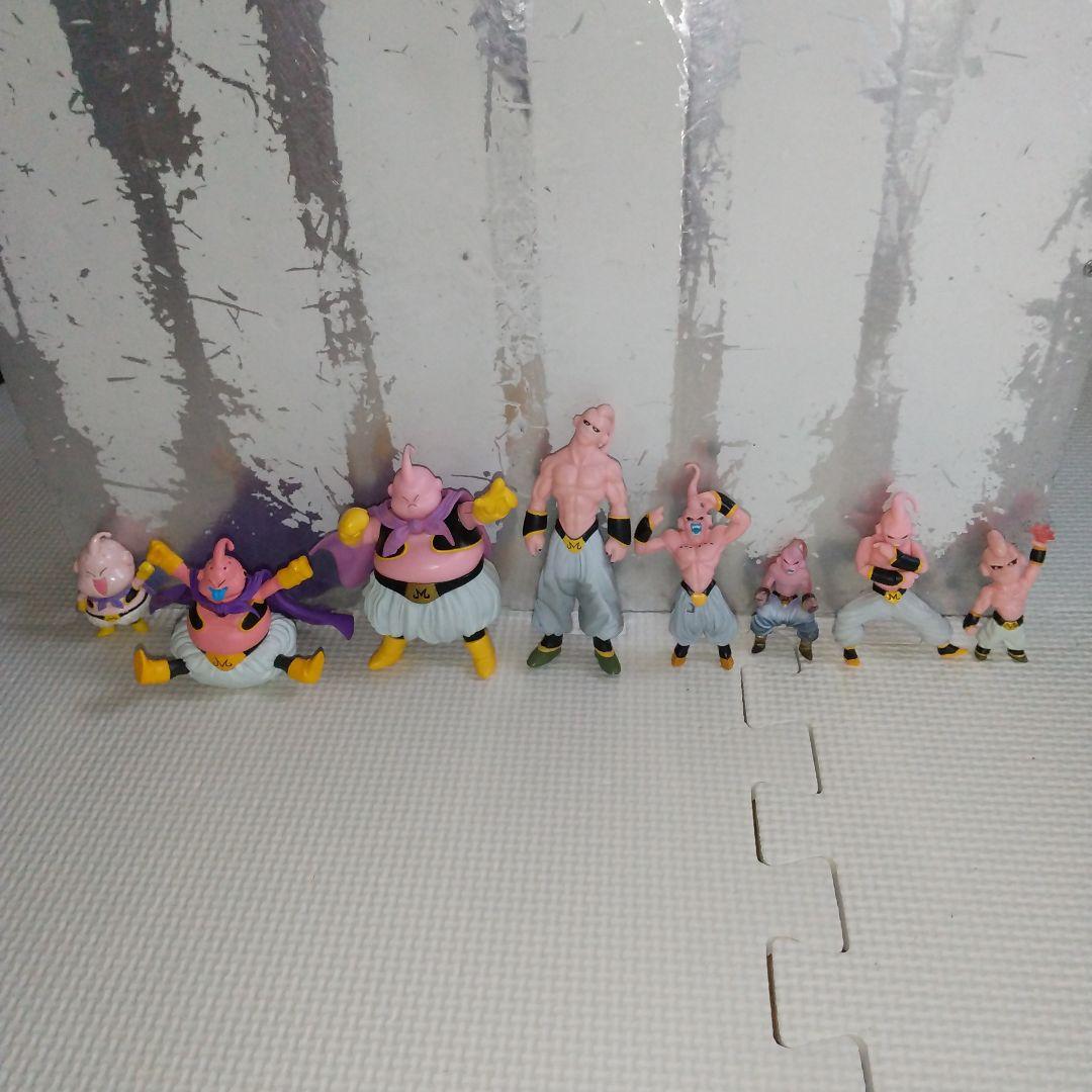 ドラゴンボールz 初代 ブウ フィギュア 8体没有明显的损伤或污渍