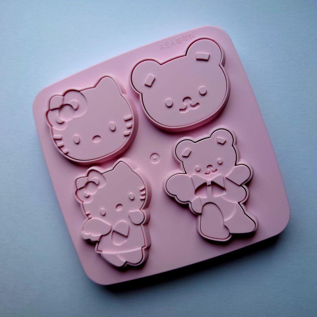 非売品✨Sanrio ✨ハローキティ 　クッキー抜き型