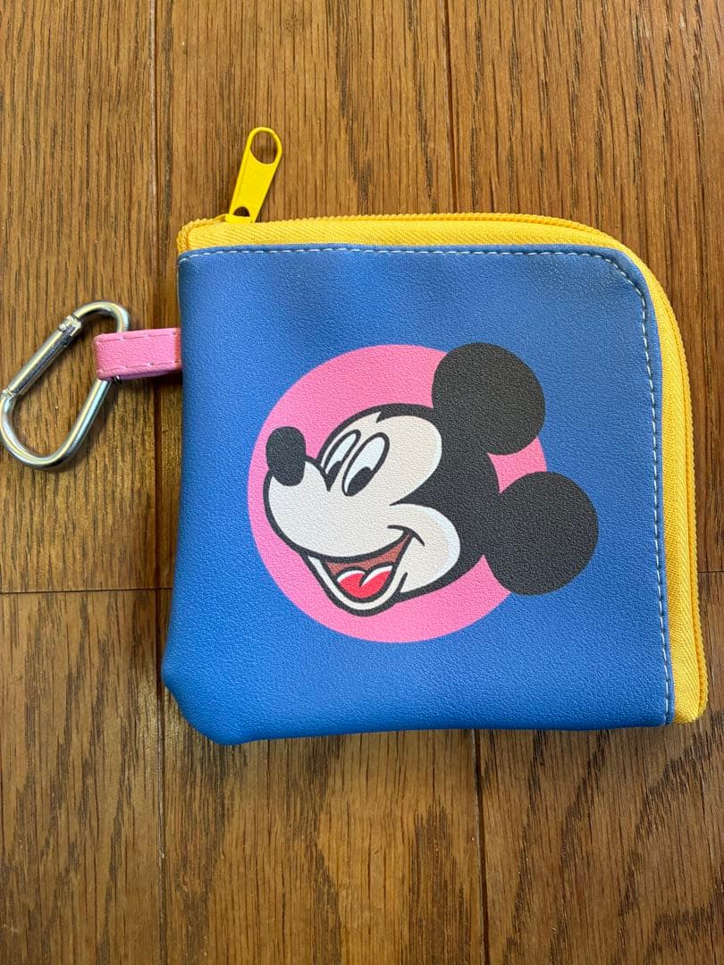 ミッキーマウス ポーチ カラビナ付き