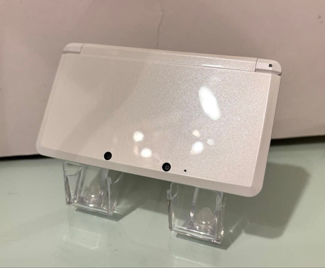 Nintendo 3DS ニンテンドー3DS 本体 ホワイト