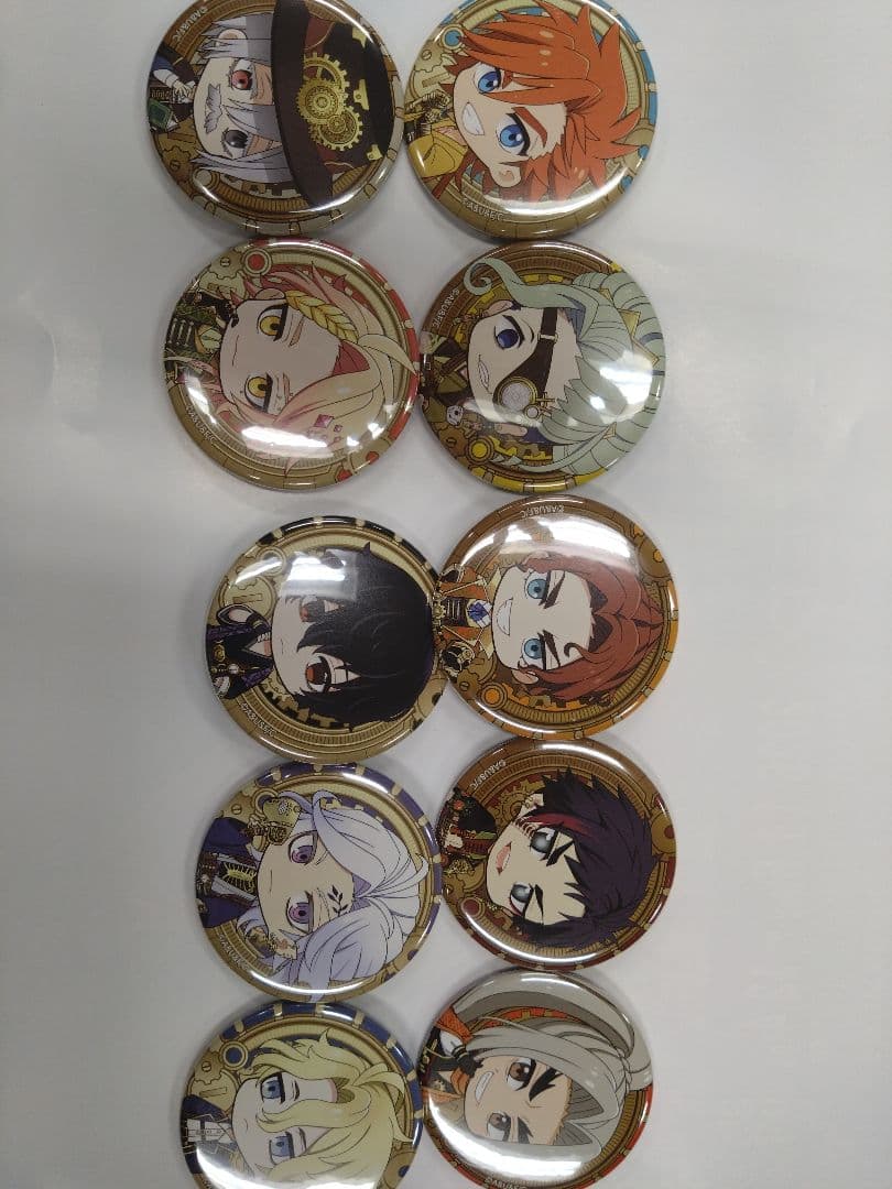 アニメキャラクター缶バッジ10個セット