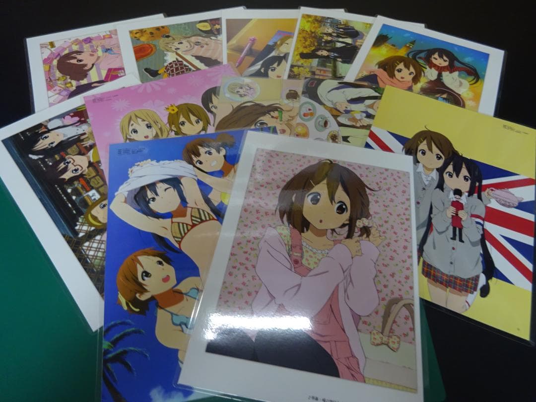 けいおん　切抜ラミネート保護品（まとめ売り１２枚）