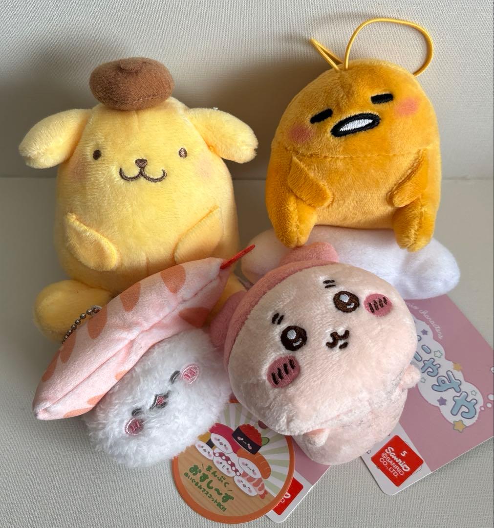 サンリオマスコット、ちいかわカニちゃん他　４点セット