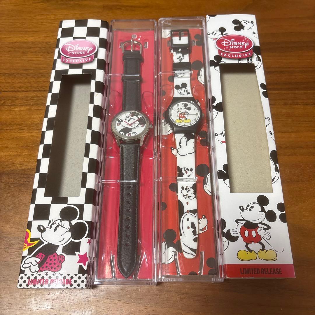 ディズニーストア　腕時計　ミッキー　ミニー接近未使用