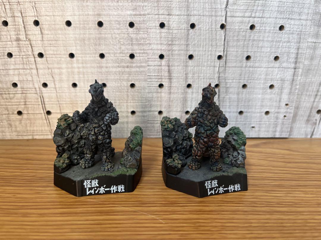 ウルトラ怪獣名鑑　怪獣レインボー作戦シークレット+ノーマルBANDAI;没有明显的损伤或污渍