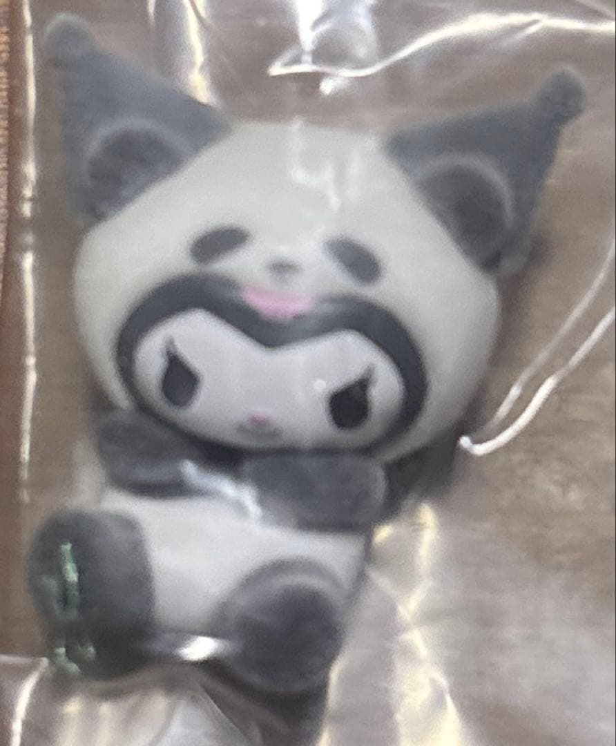 サンリオキャラクターズ　ぱんだっこフィギュア　クロミ