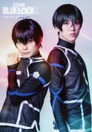 竹中凌平(潔世一)・草地稜之(糸師凛)/キャラクターショット/舞台「『ブルーロック』3rd STAGE」グッス購入特典2ショットブロマイド