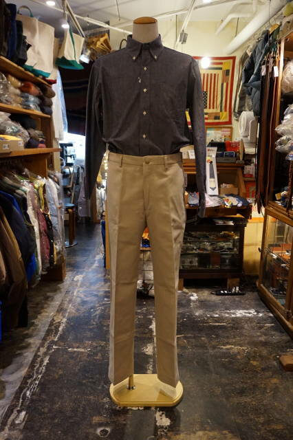 『ALL AMERICAN KHAKIS 』　(オールアメリカンカーキ )　9oz ピケ　パンツ　リラックス　フィット　　　アメリカ製　　ストーン（1813-11）