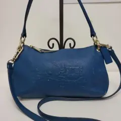 コーチ ショルダーバッグ エンボス馬車ロゴ 2way ターコイズブルー チャーム