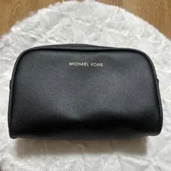 MICHAEL KORS ポーチ ブラック チェーンストラップ付き