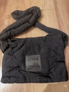 CITEN パデッド ショルダーバッグ