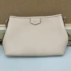 GOLD ベージュ ショルダーバッグ
